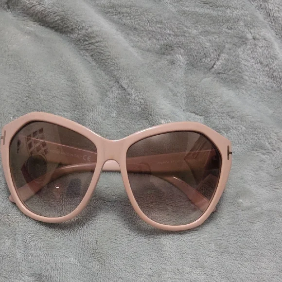 Tom Ford Light Pink Sunglasses - Picture 2 of 7